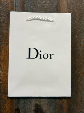 Christian Dior Small White Luxury Boutique Gift Bag NWOT